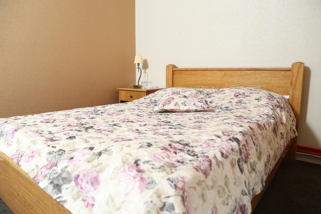 B&B Vila Bela Ruza Sremska Mitrovica Exteriör bild